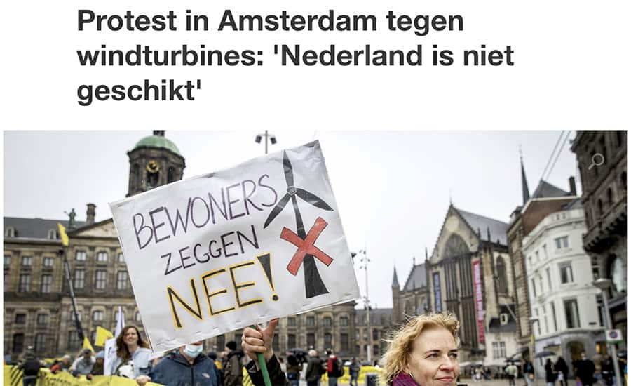 Protest in Amsterdam tegen windturbines Nederland is niet geschikt